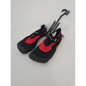 NWT Newtz Youth Boys 13 / 1 Ultimate Water Shoes With Foot Bumpers Footwear